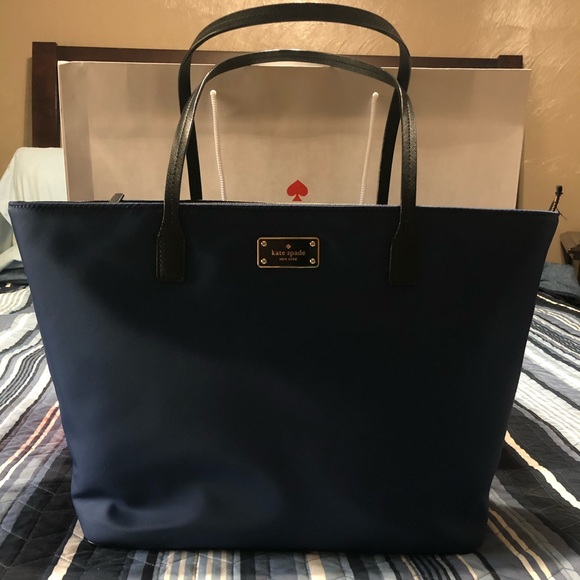 kate spade Handbags - Kate Spade- BRAND NEW WKRU4014